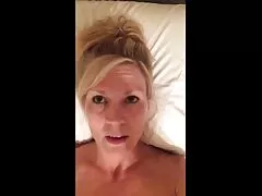 Pequeña niña se divierte teniendo videos gay caseros españoles sexo
