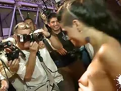 Mala Naomi paseos duro para la primera polla negra con videos caseros mexicanos gays adolescente