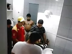 Siéntate frente al xvideos gays caseros espejo