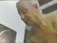 Hoy seré la cara pormo casero gay de la mierda.